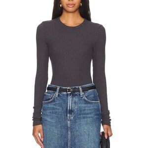 Agolde Alma Shrunken Tee in Shade